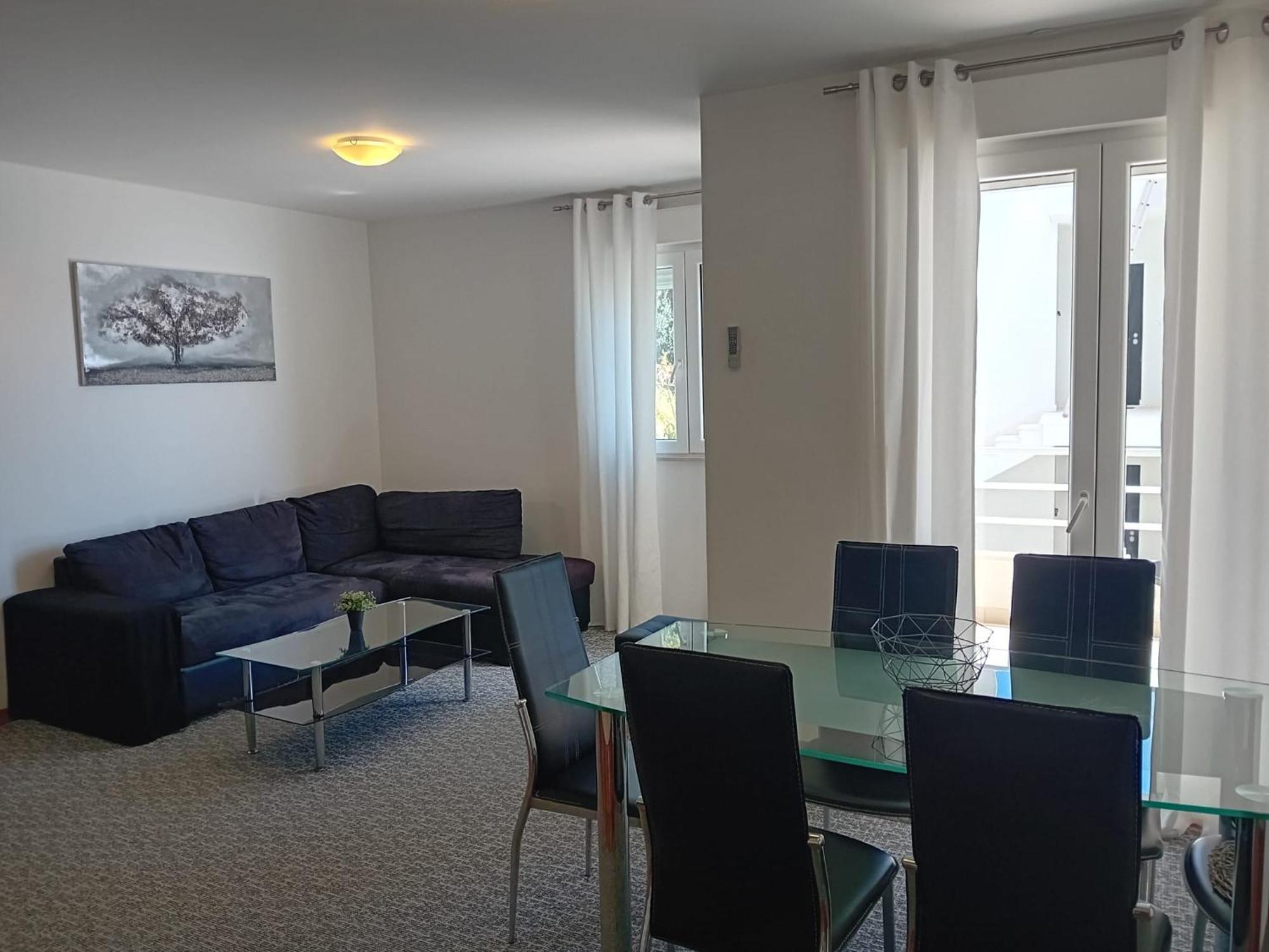 Apartment Gabi โตรกีร์ ภายนอก รูปภาพ